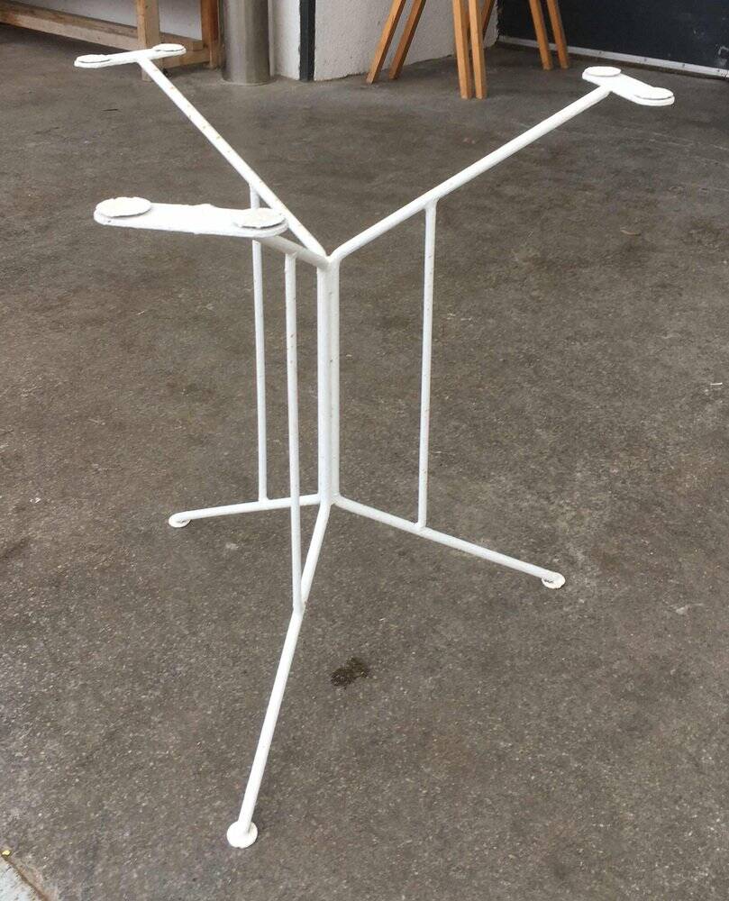 Mid-century minimalist German metal garden table attributed to Mauser Werke Waldeck, 1960s.
