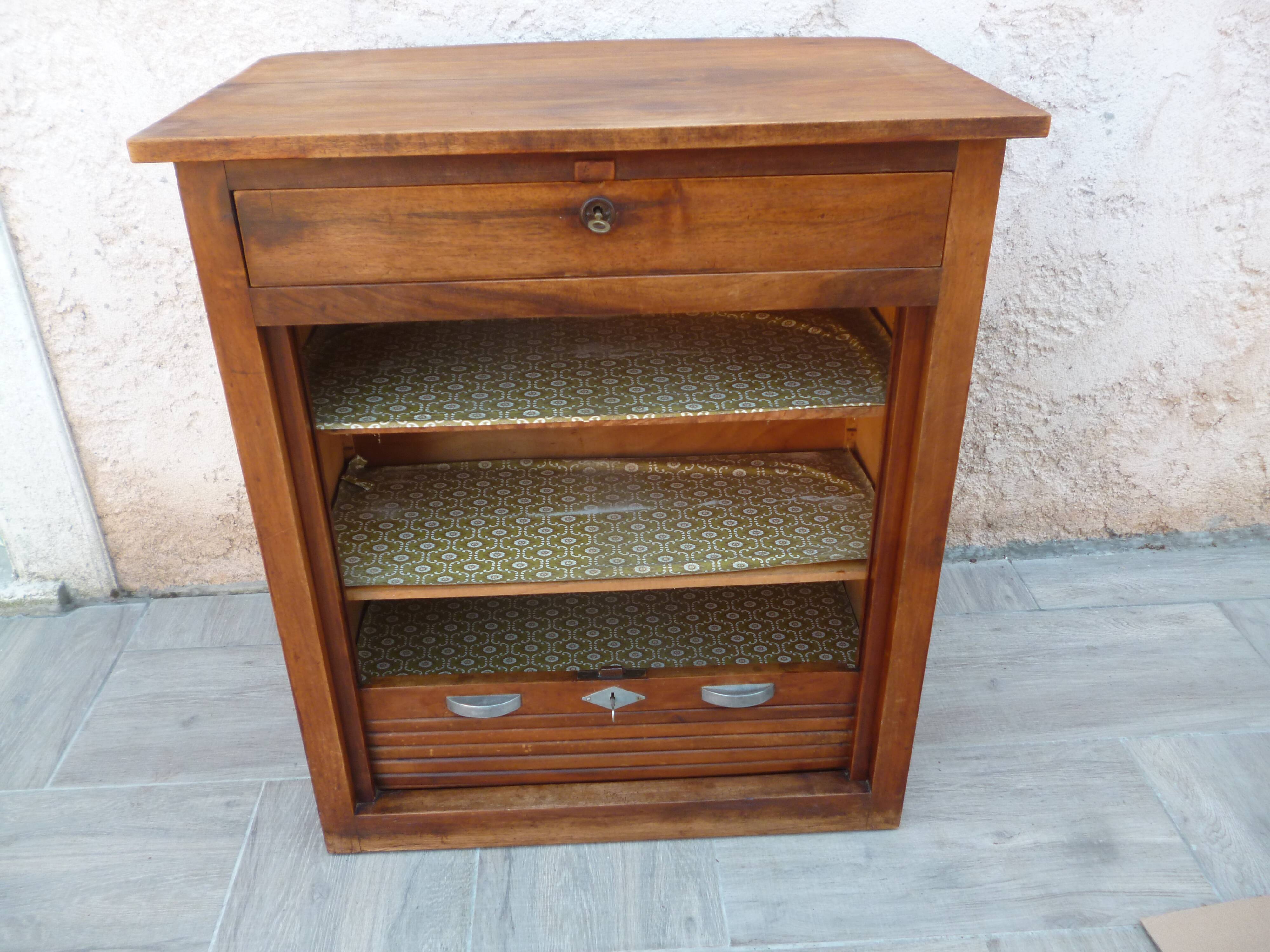 Roll-top Art Deco checkout counter with drawer
