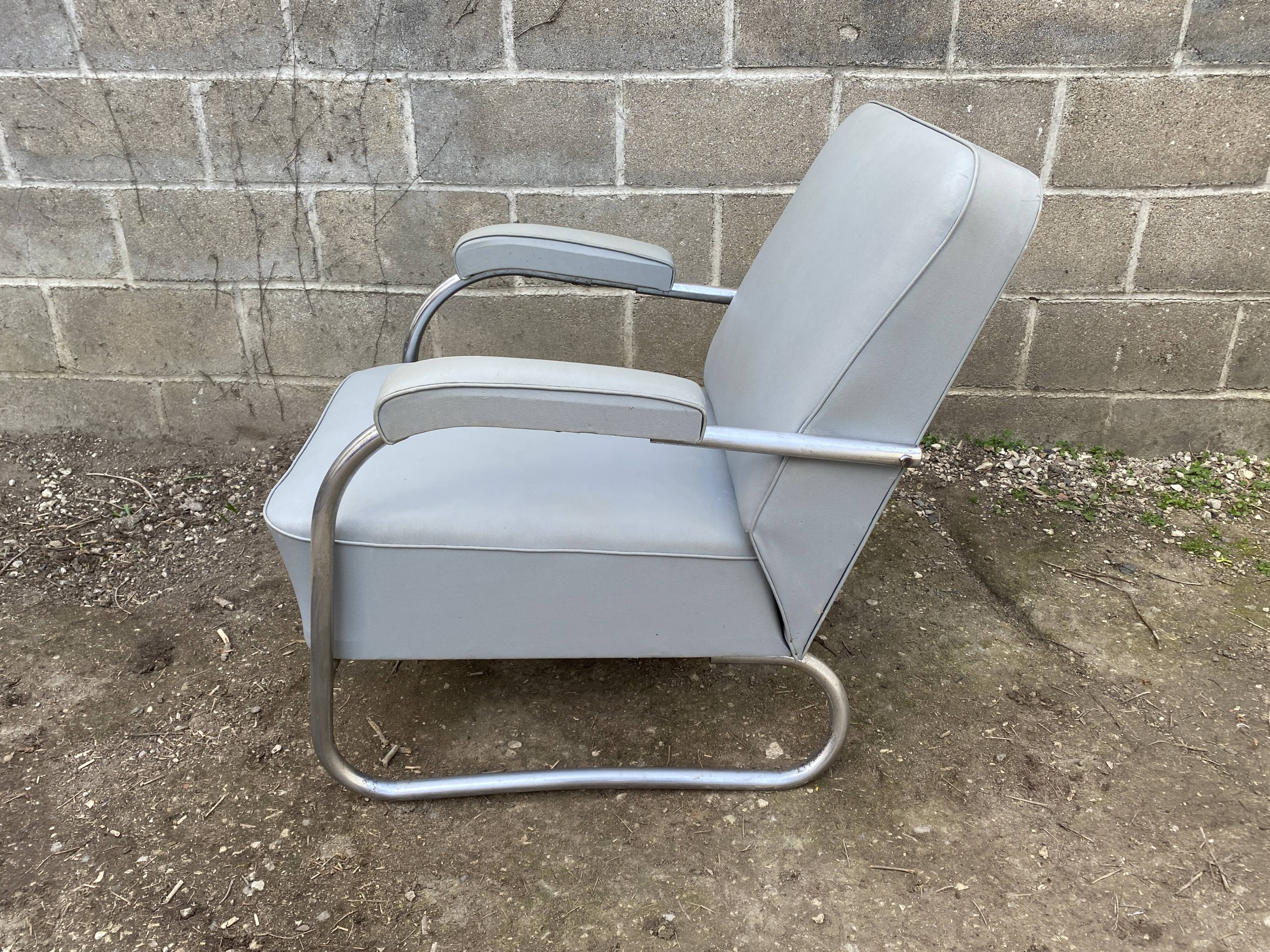 Reclining sled chair 1950 Bauhaus