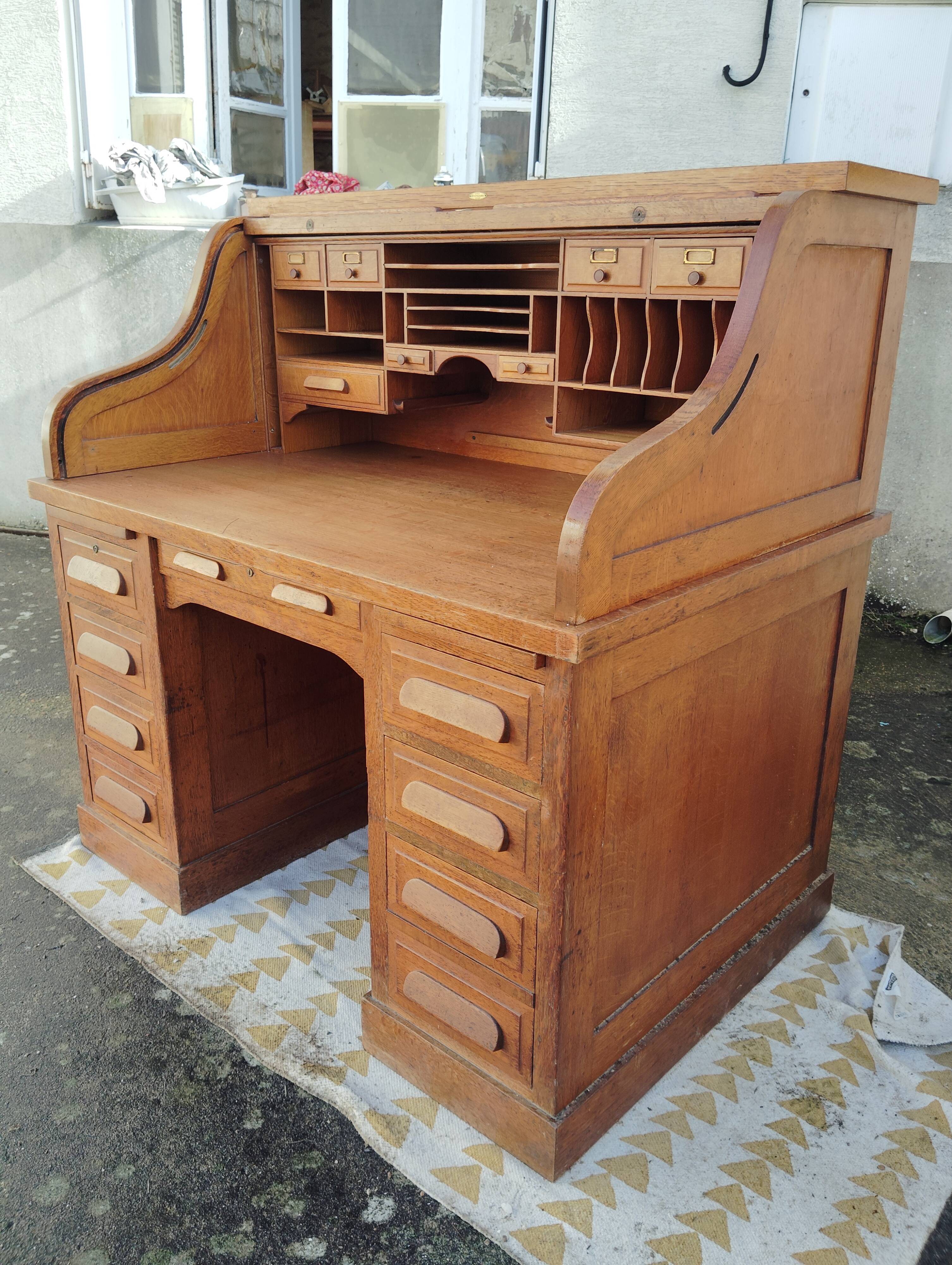 American desk with a "roll top" curtain