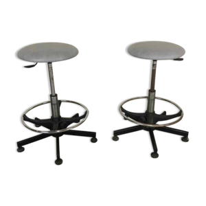 paire de tabourets industriels