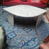 White Carrara marble coffee table with gray veins in the shape of an eye circa 1970