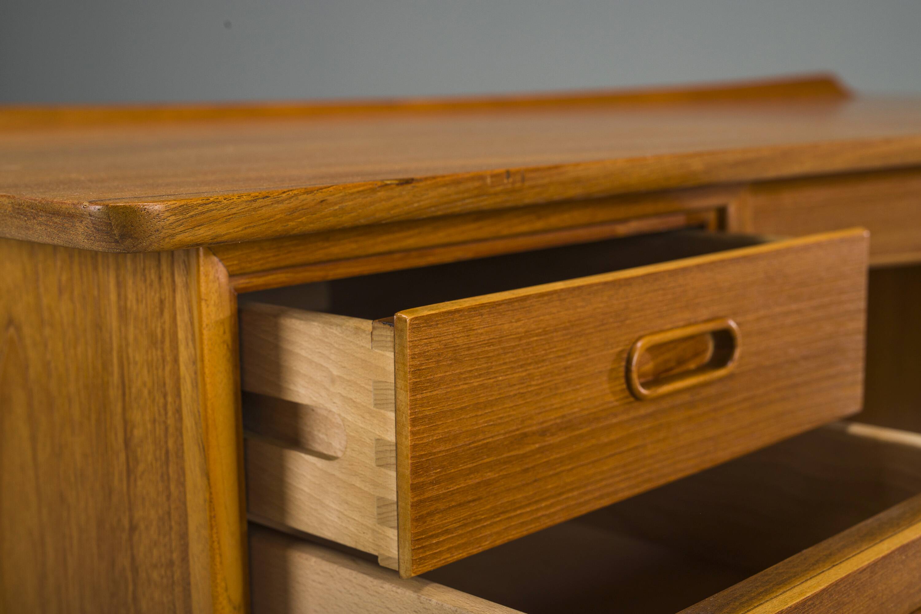 Mid-Century Danish Teak Desk by Svend Åge Madsen for Sigurd Hansen, 1950s