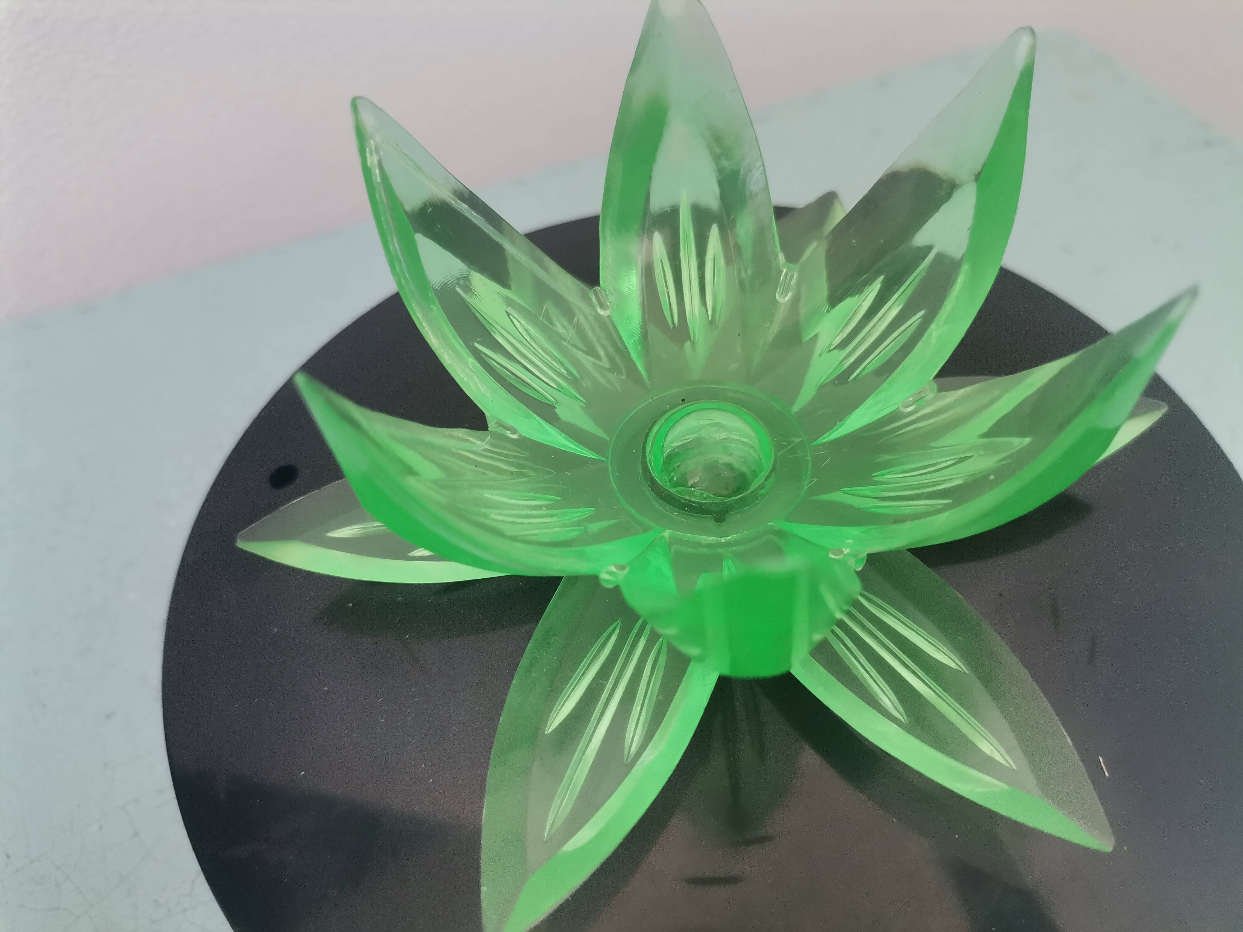 Green Water Lily Lotus Flower Night Light Lamp, Eastern Europe