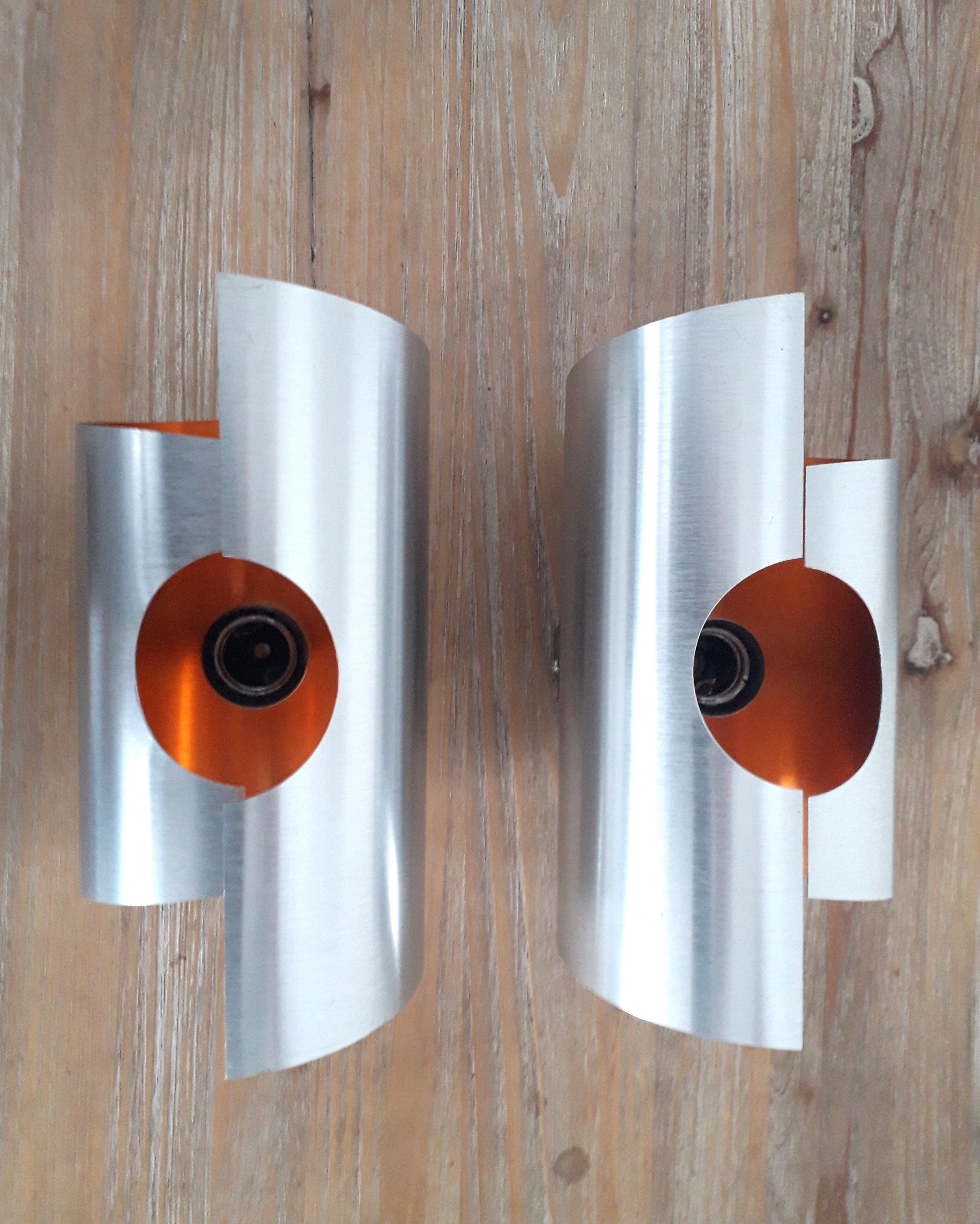Space Age wall lamps - Brushed and orange aluminium - 1970