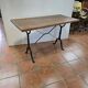 Ancienne table bistrot dessus chêne pied fonte , 118cms de L