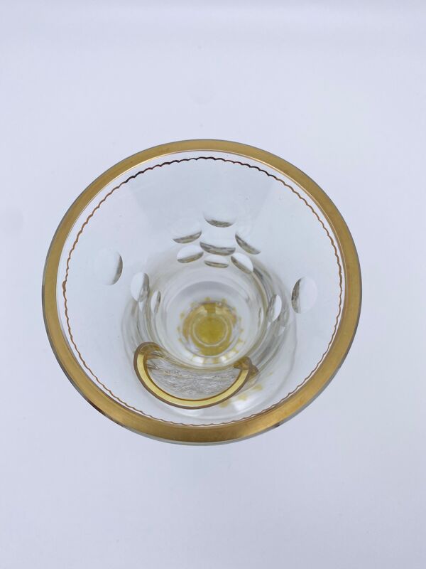 Vase en cristal de bohème gravé