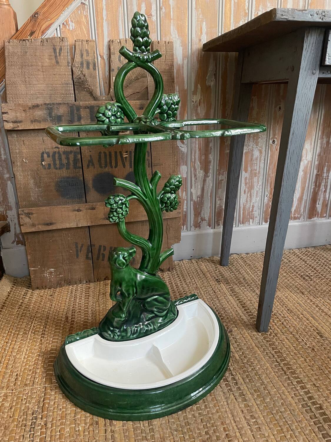 Art Nouveau umbrella stand