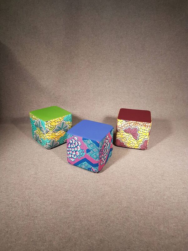 3 x Dot Point pouf Michiel van der Kley par Lande