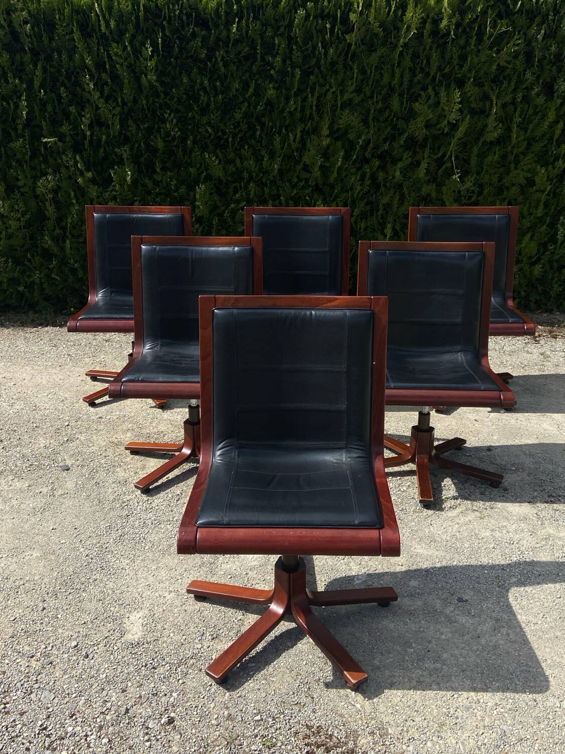Vintage armchair in wood and black leather Cofemo (6 available)