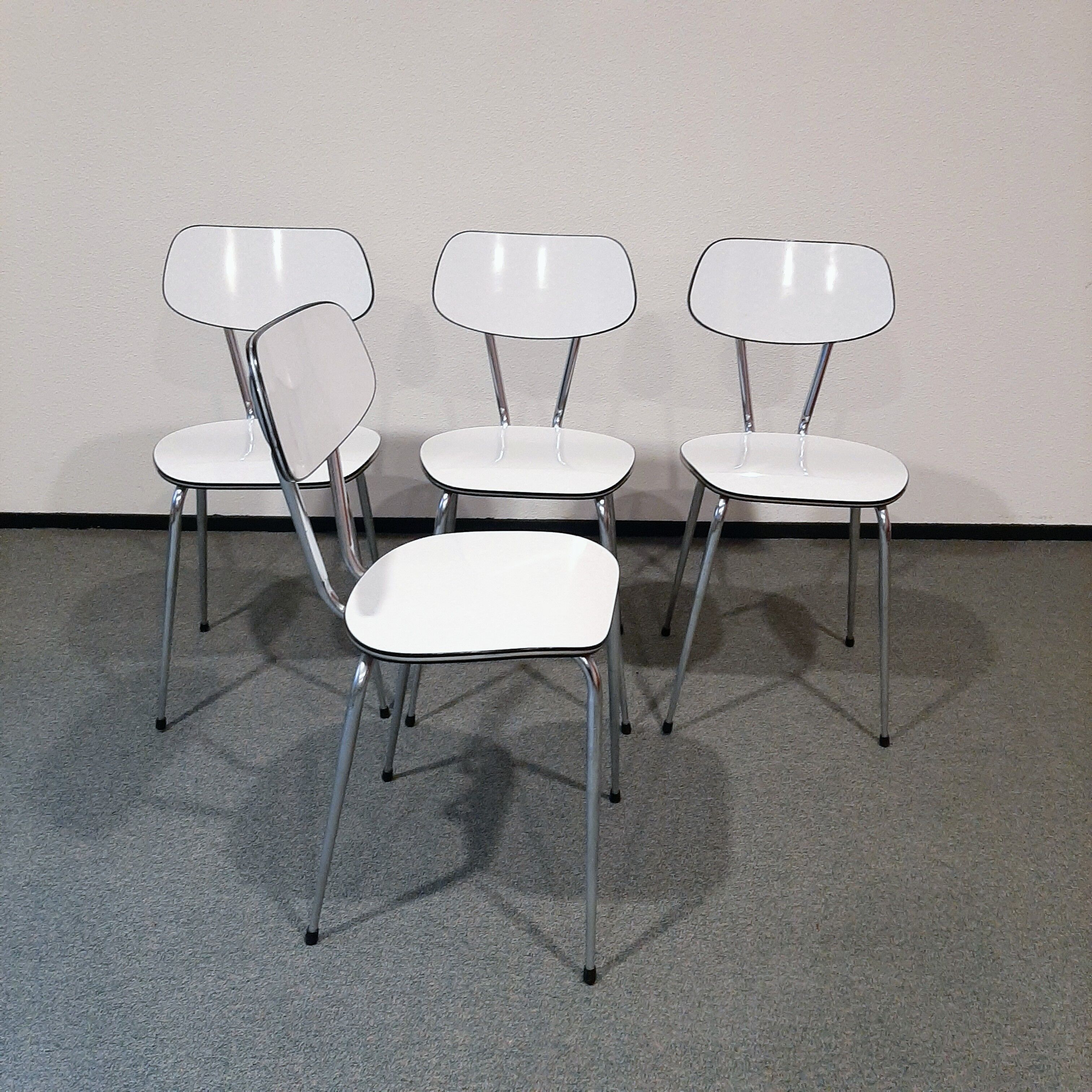 Formica kitchen table and chairs set from the 60s-70s