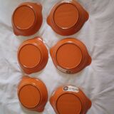 6 egg dishes Le Creuset orange