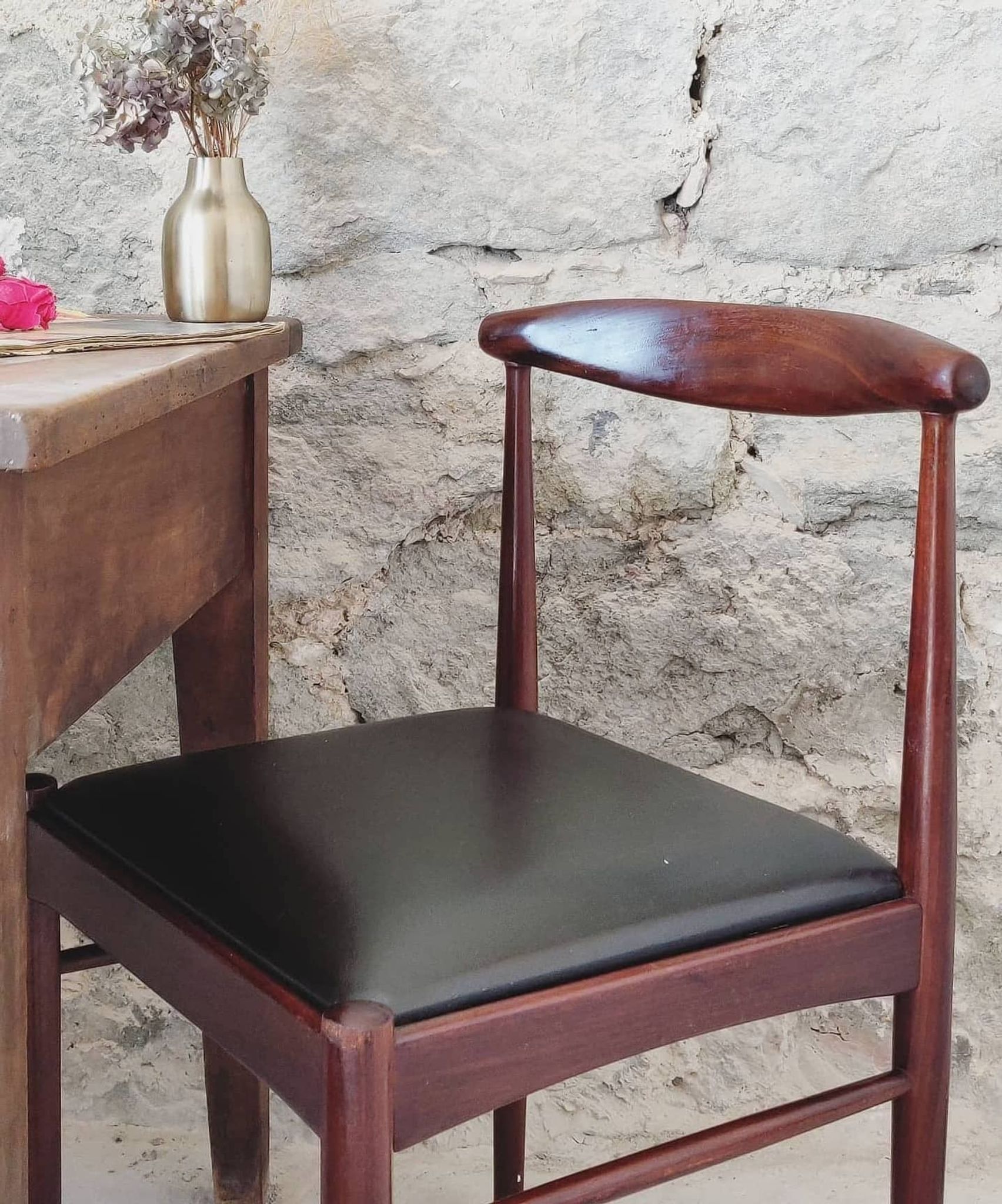 Set of 3 chairs