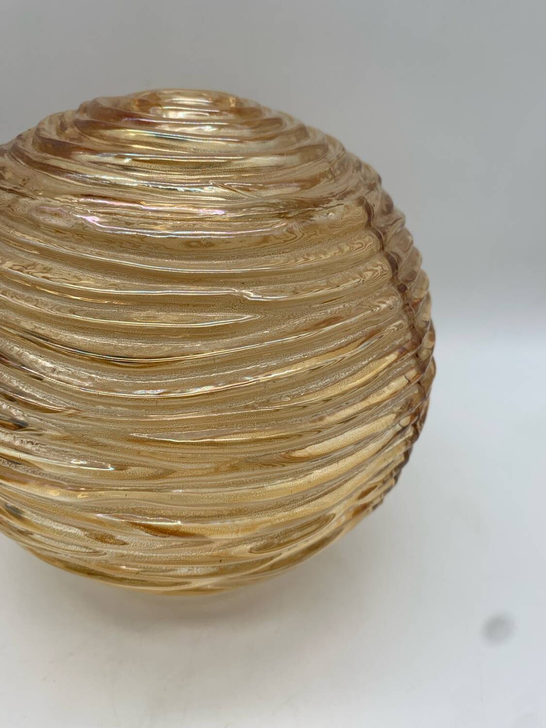 Set de 3 appliques murales globe en verre et métal doré