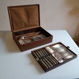 Ménagère métal argenté complète dans coffret 62 pièces