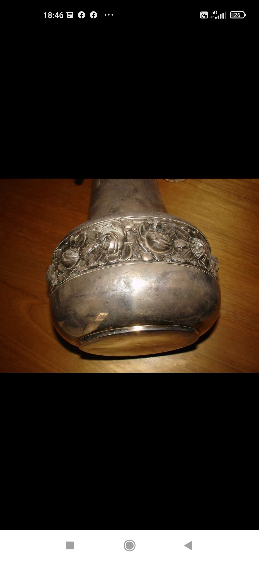 Silver-plated metal vase with floral motifs, made in 1912 by Tramboule & Choquet (silversmith's hallmark)