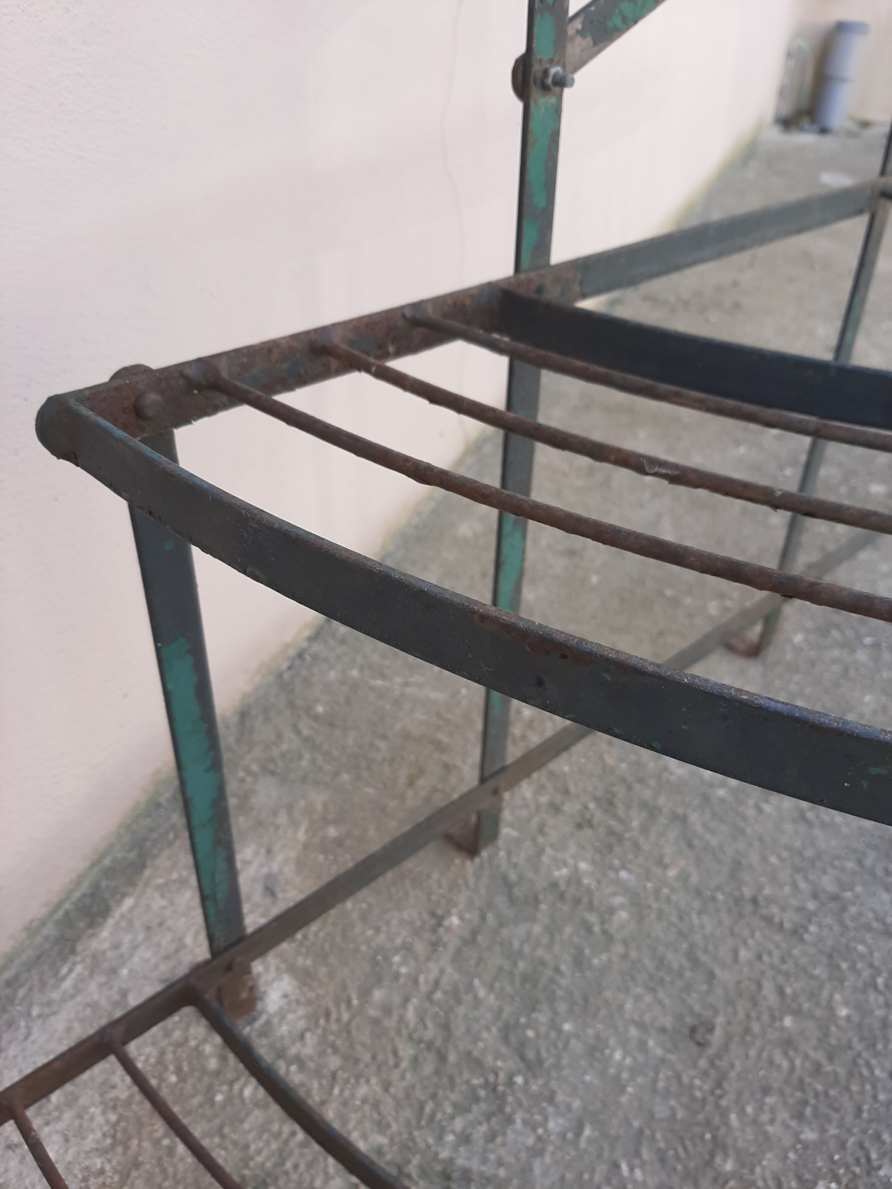 iron plant holder - 1m50