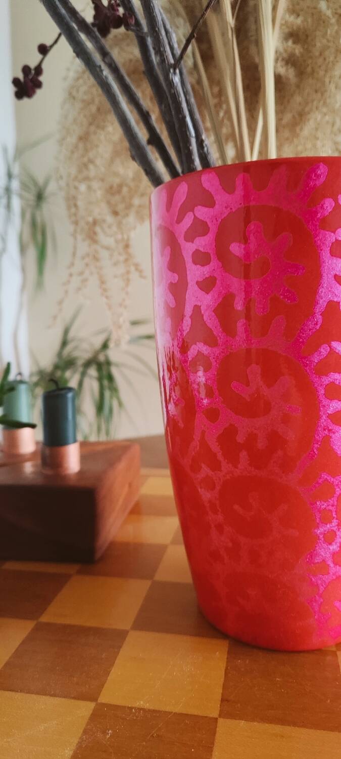 Fuchsia pink ceramic vase Scheurich made in Germany.