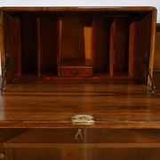 Meuble Vitré Rurka en Ronce de Noyer, Art Déco – 1940
