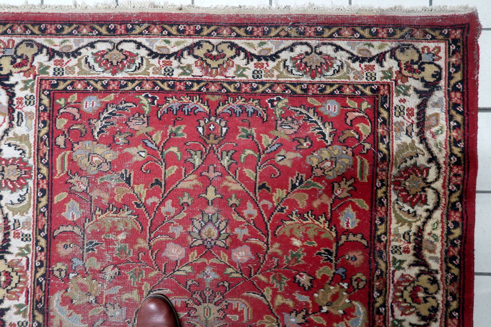 Tapis persan vintage fait main, Hamadan usé, 128 cm x 189 cm, années 1950.