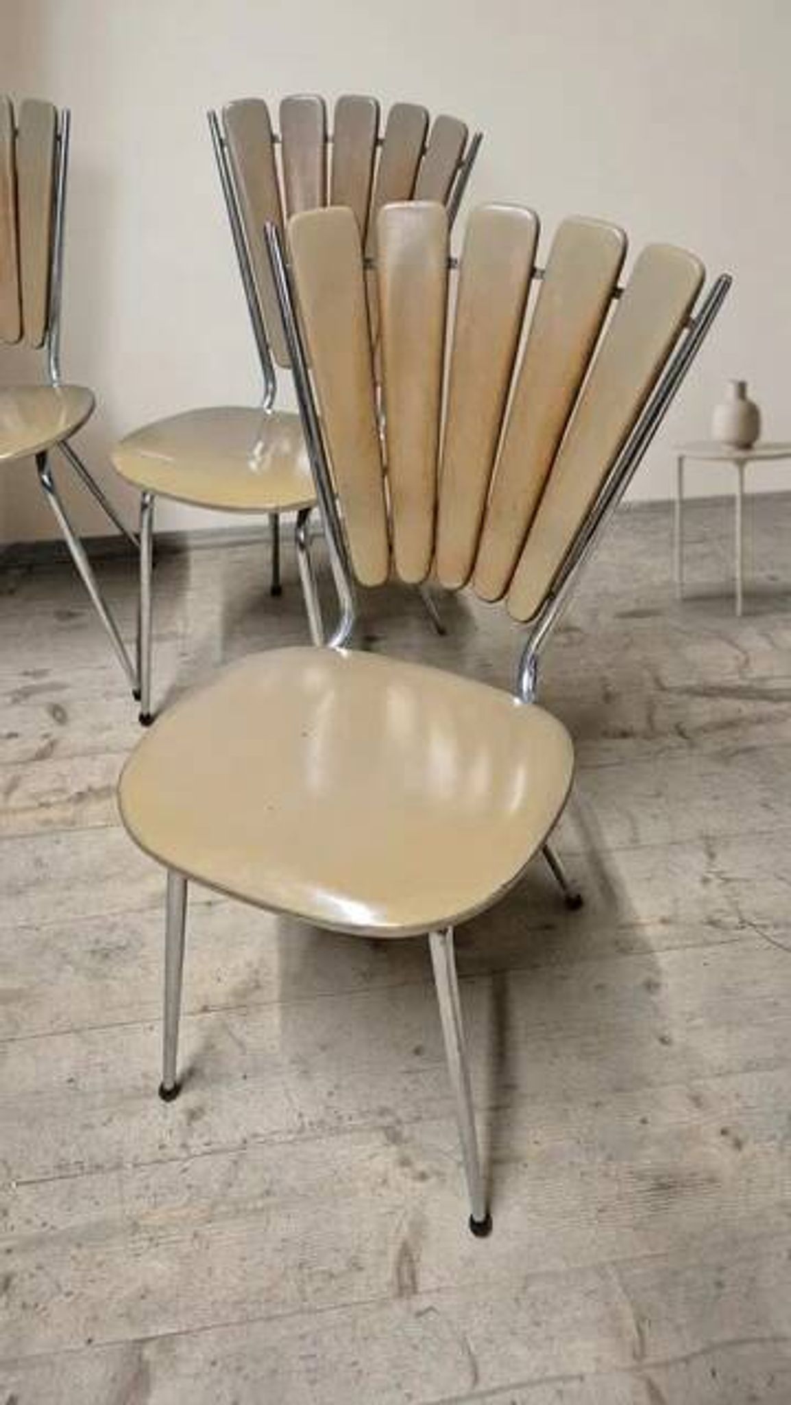 Set of 6 vintage fan-back dining chairs with beige leatherette upholstery