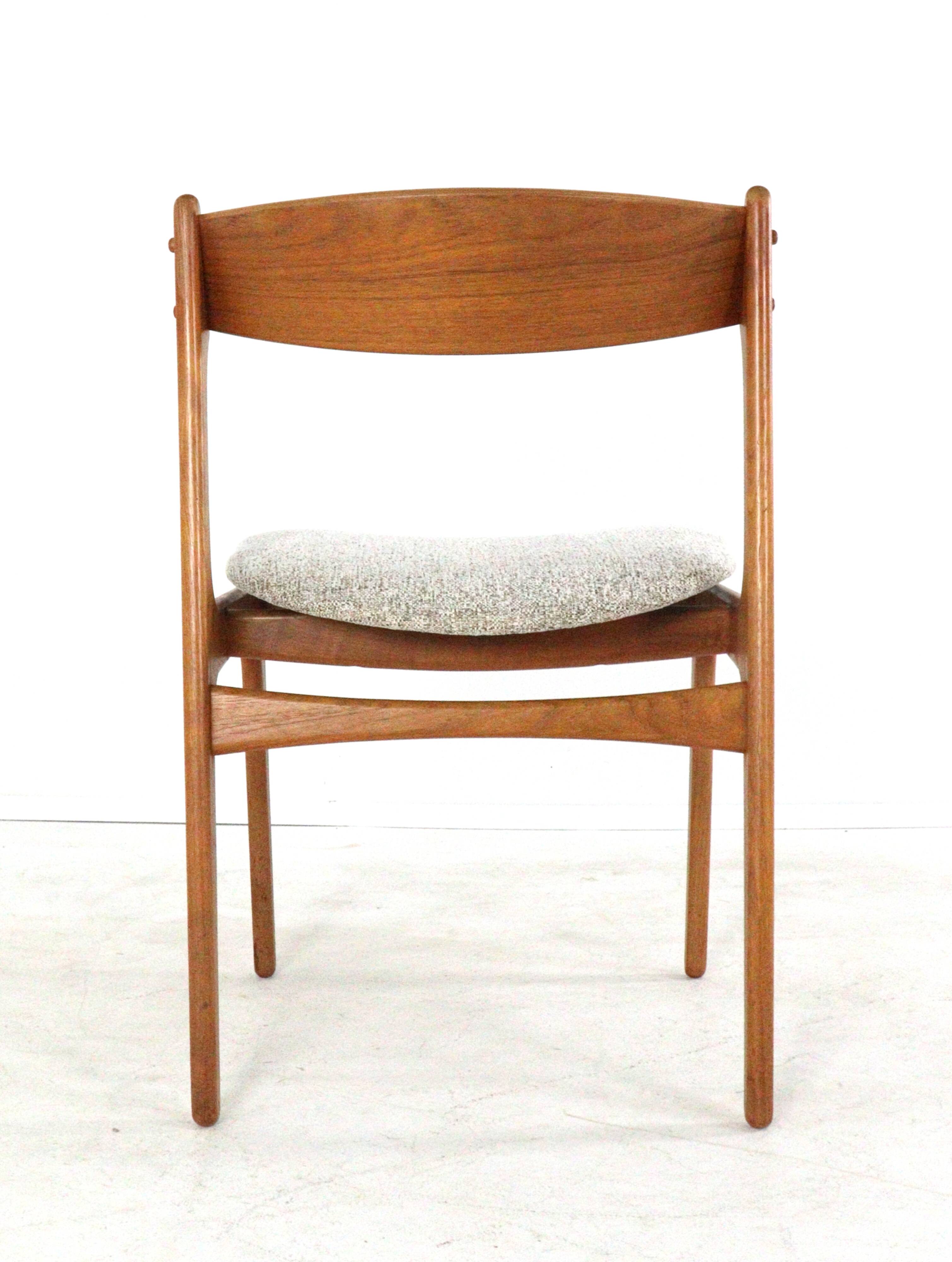 Erik Buch chairs for O.D. Møbler model 49 'Bjur' | several pieces in stock