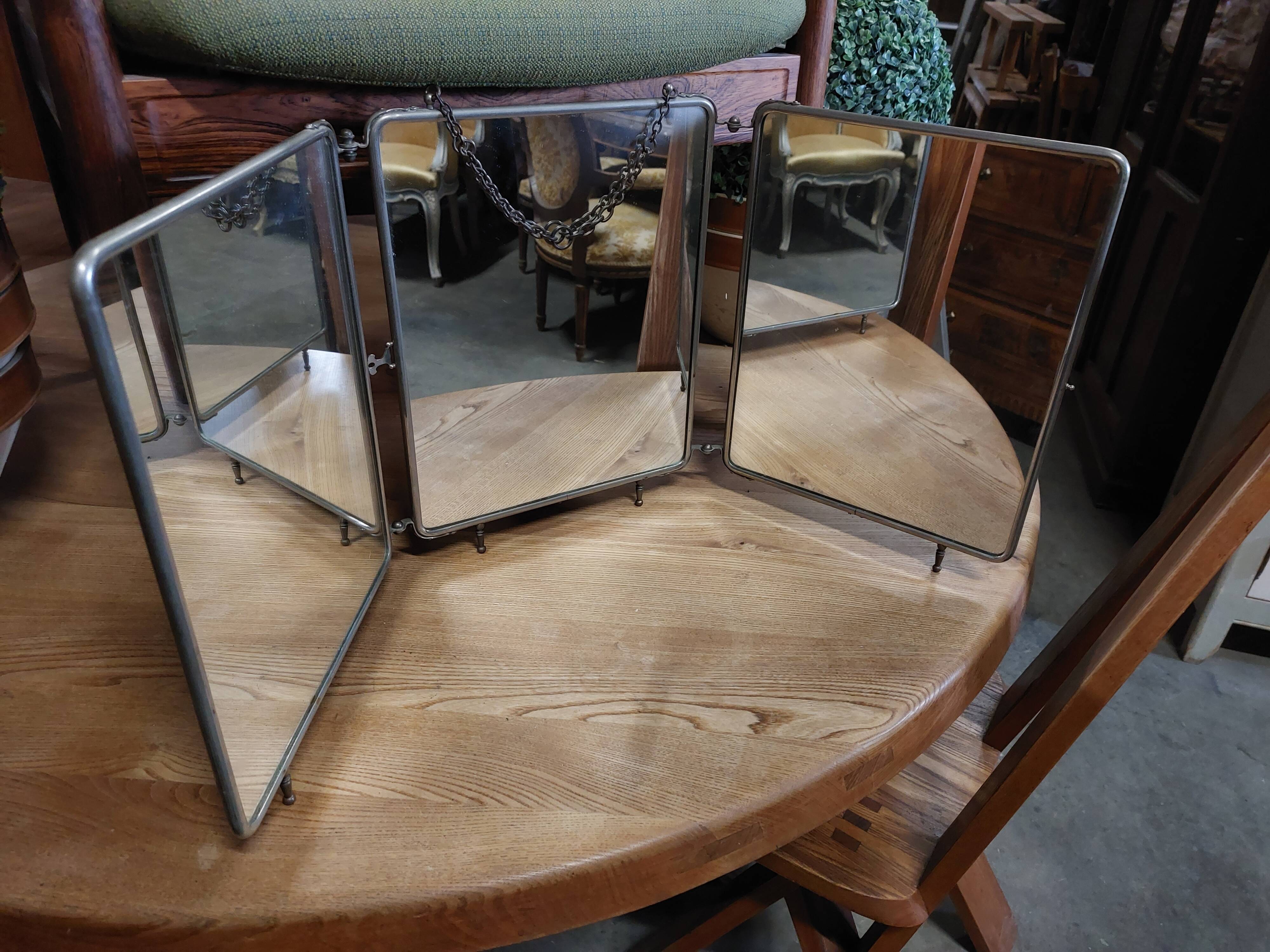 Miroir de barbier triptyque sur pieds 1930