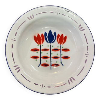 Assiette émaillée motif fleur