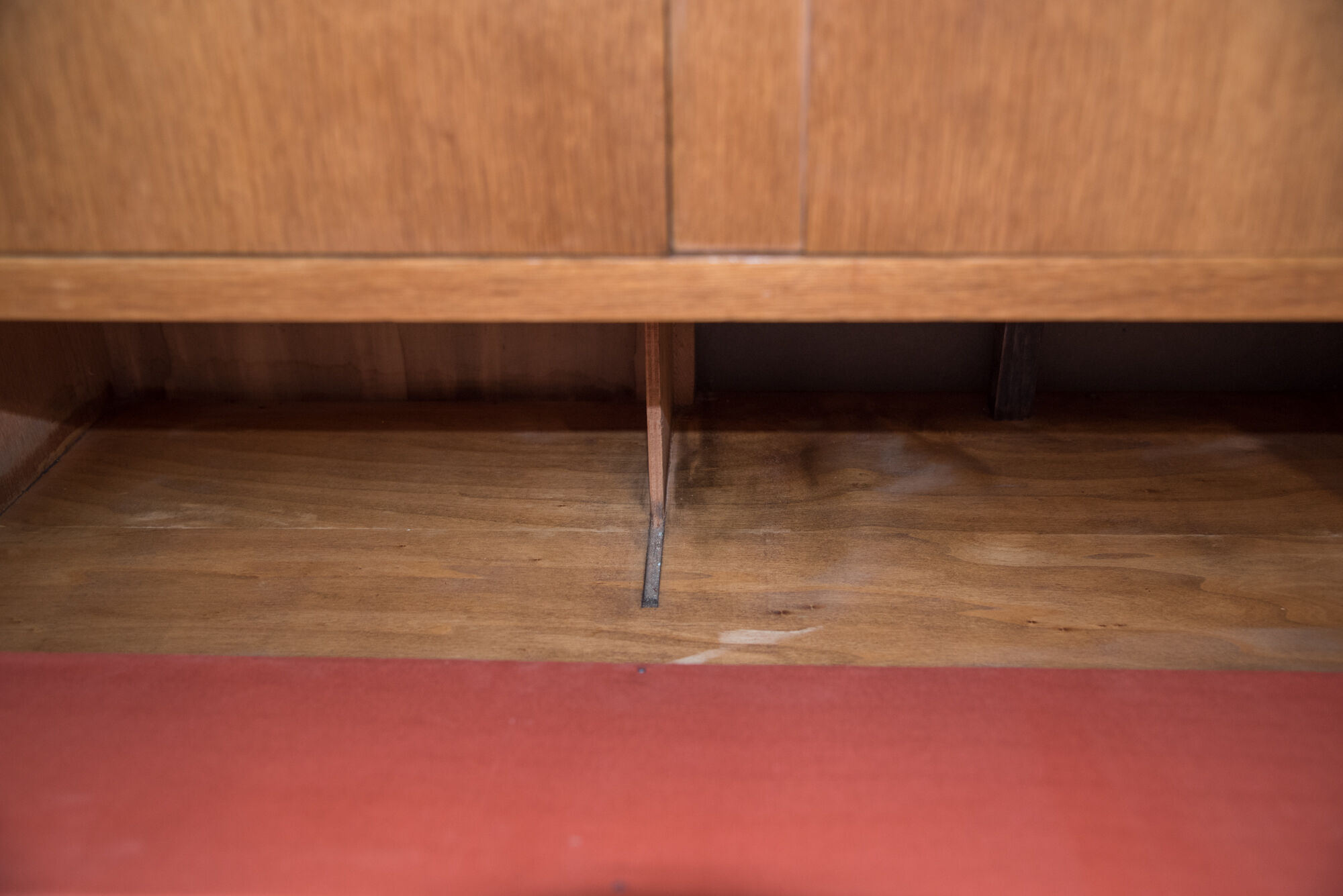 1950s vinyls dresser