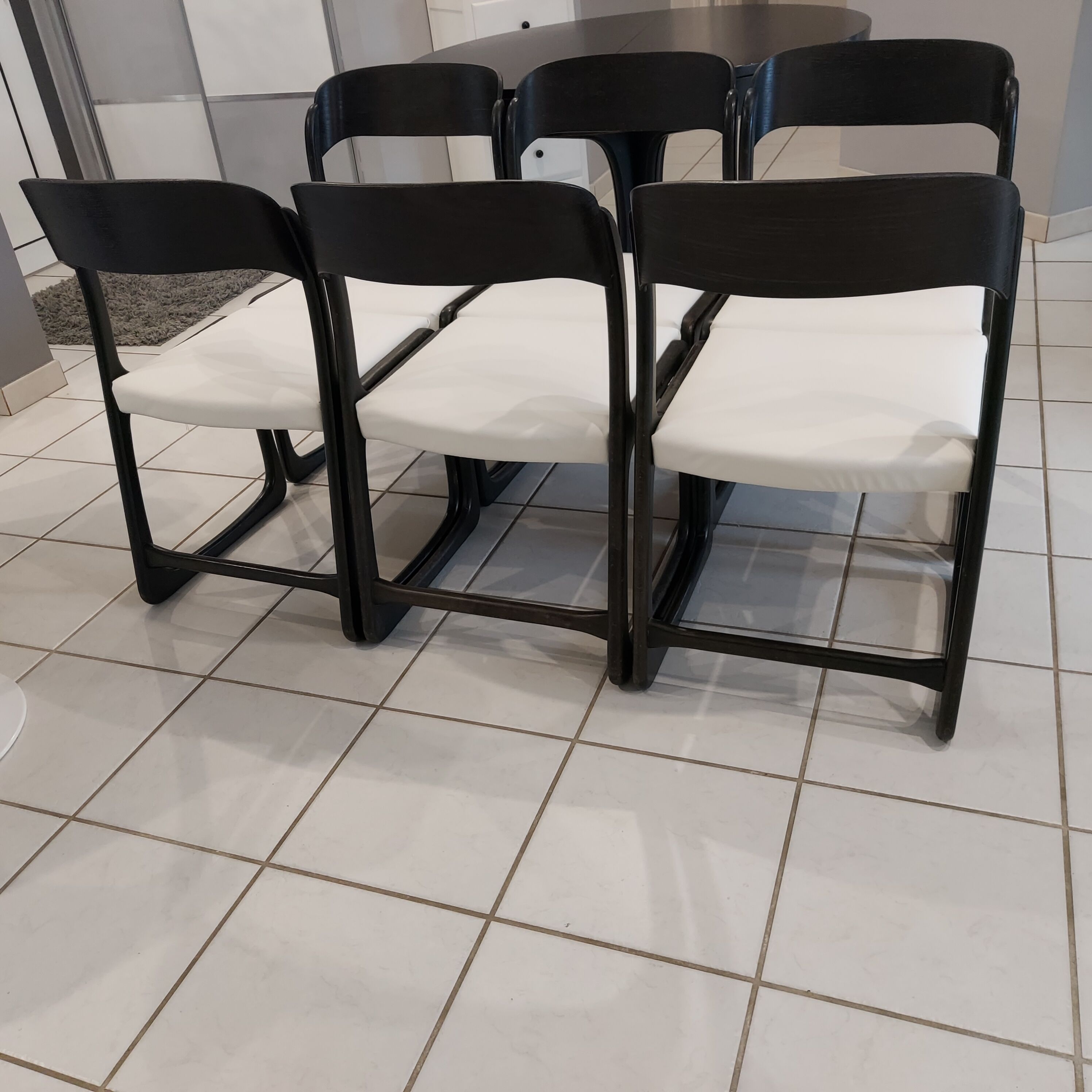 Suite of 6 chairs Sleigh Baumann vintage 1970s