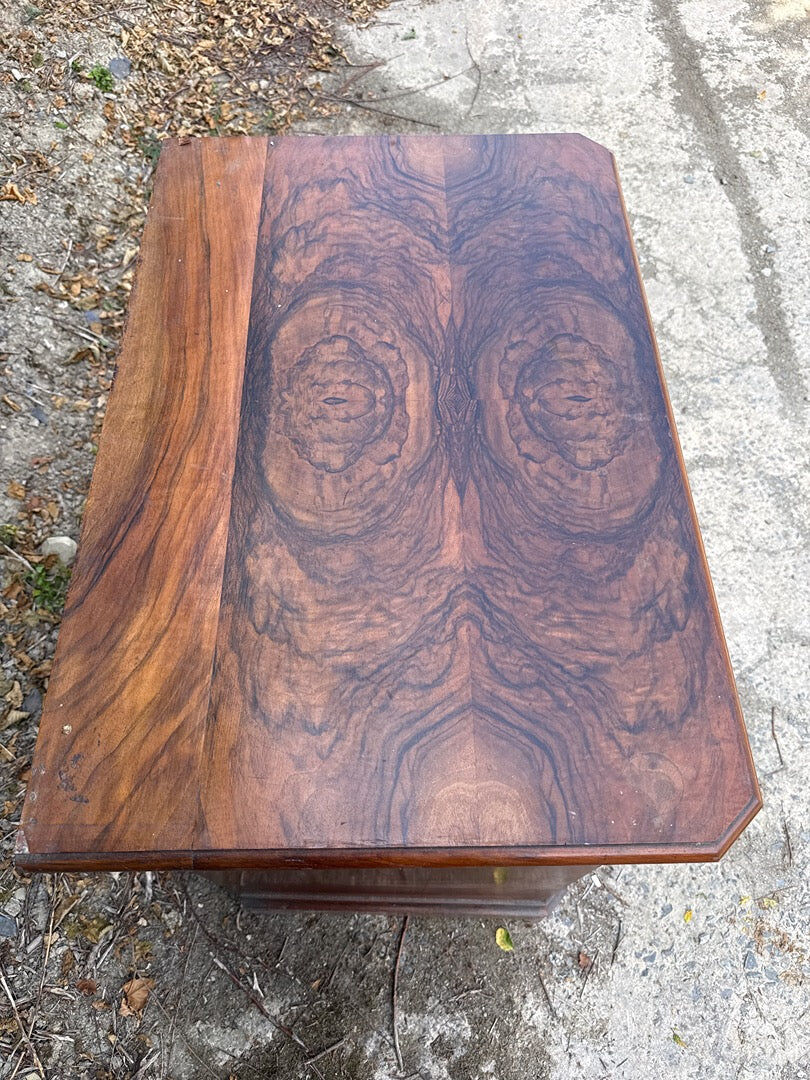 Commode de toilette ancienne en bois L. Soubrier
