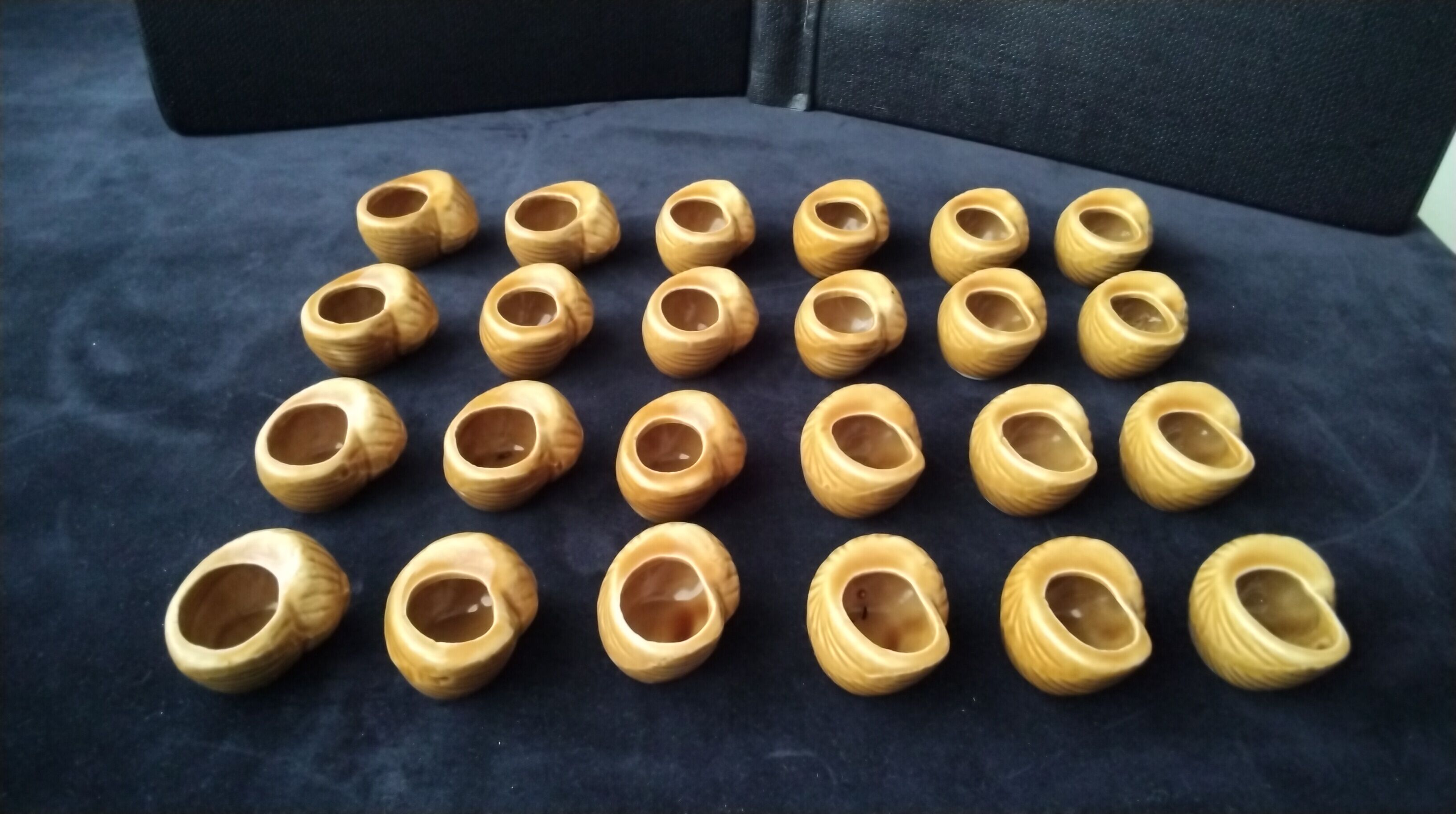 Set of 24 fire ceramic snail shells