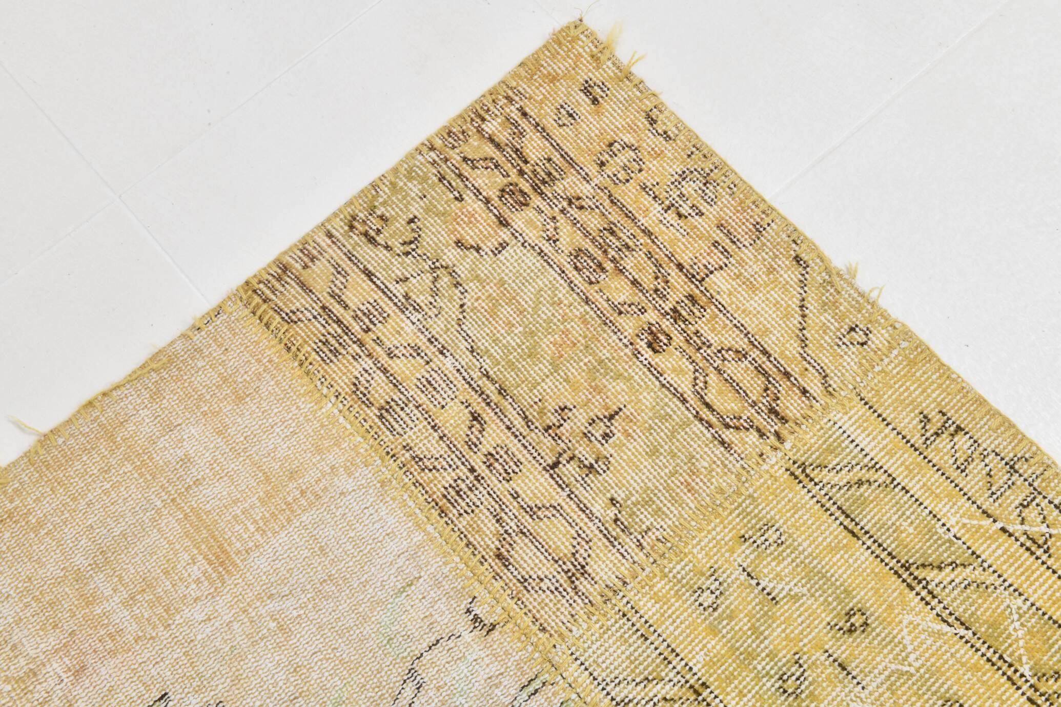 Yellow Mustard Large Vintage Rug, 204x306Cm