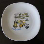 7 assiettes à fromage en haute porcelaine berry