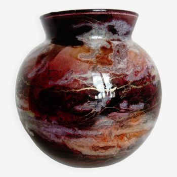 Vase boule en verre laqué signé Jean Noel Bouillet