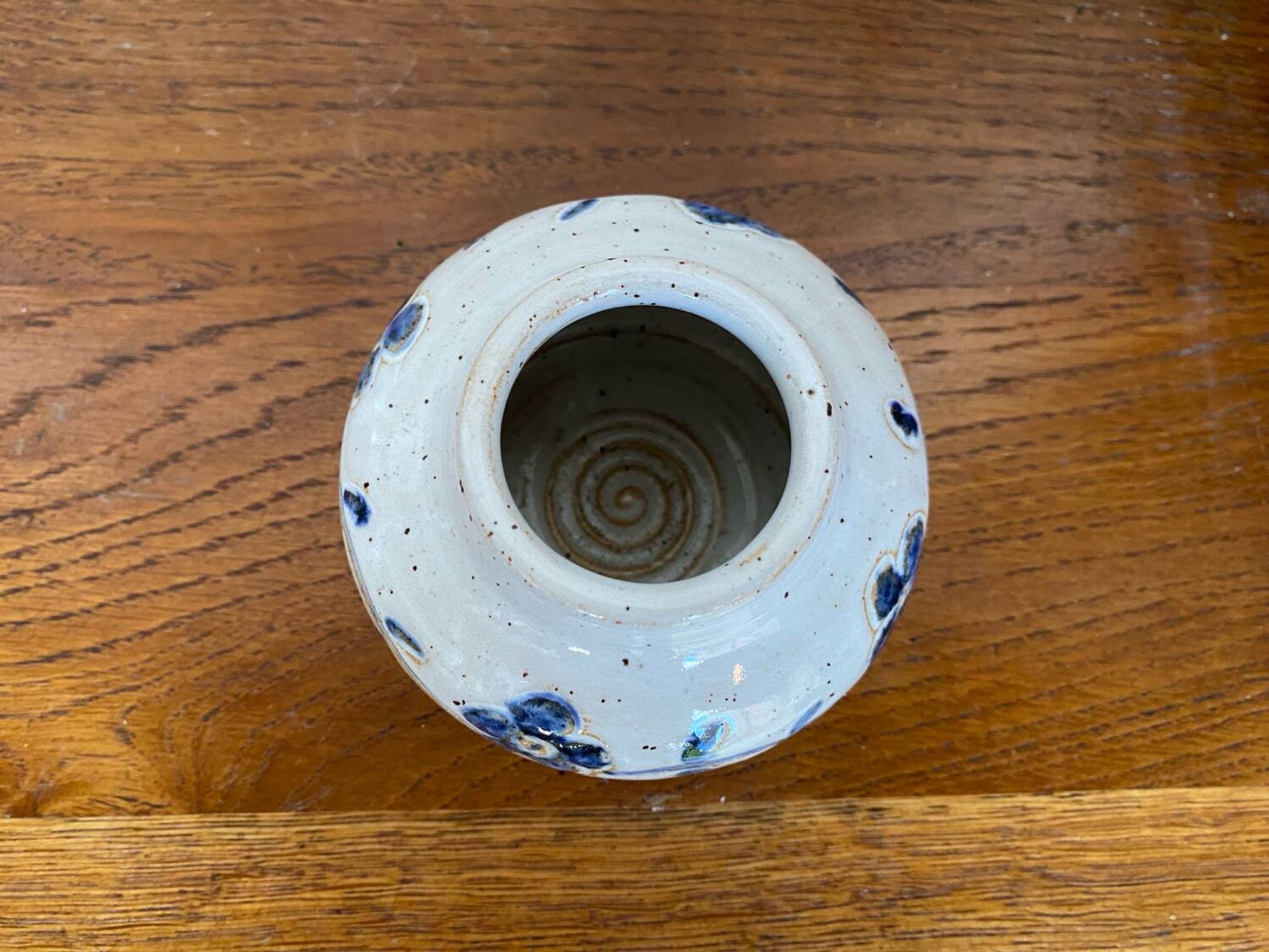 Antique White Ceramic Ball Vase Chiseled Decor Blue Flowers Vintage