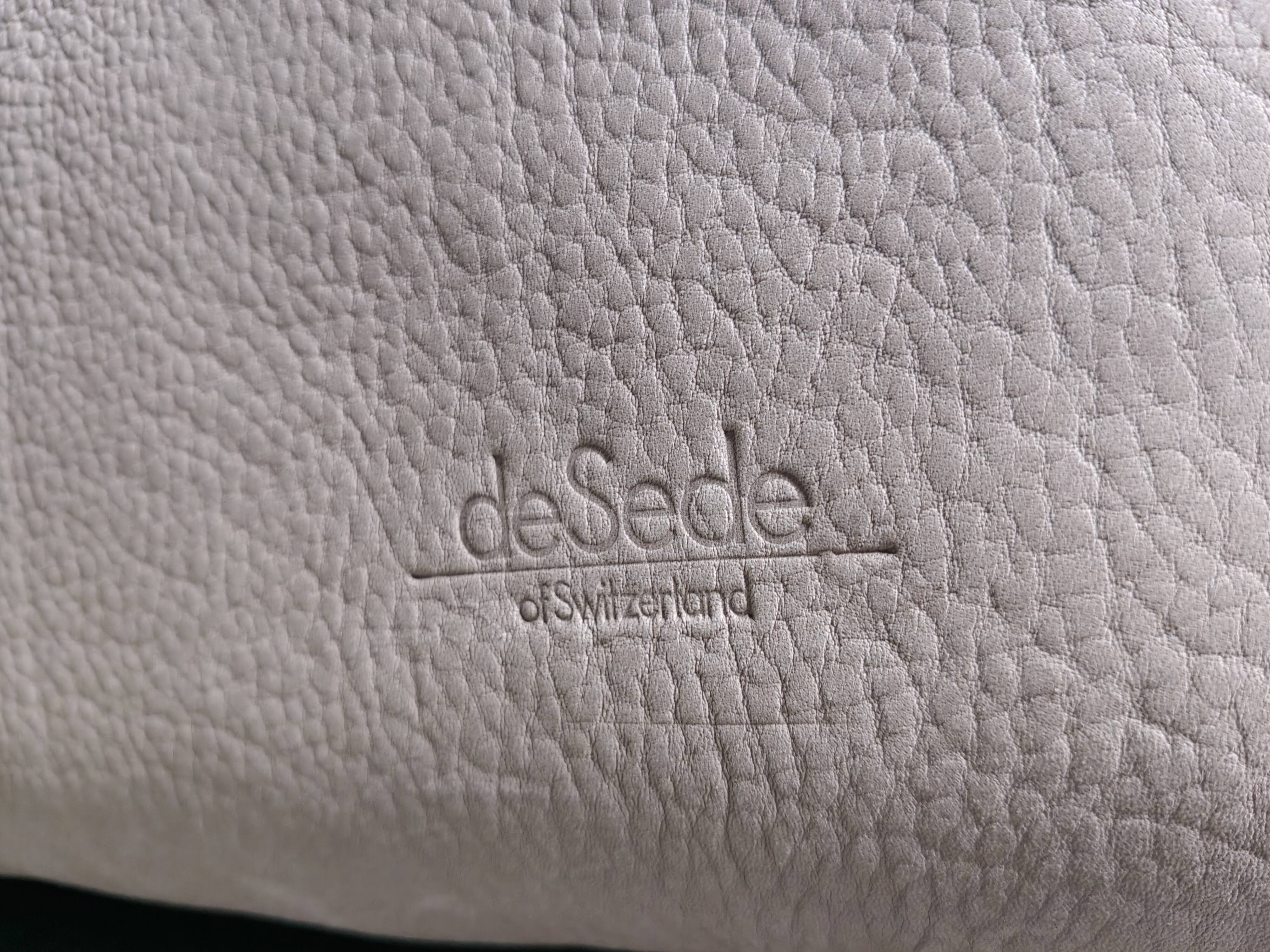 Vintage neck leather sofas DS44 by Desede, 1970s