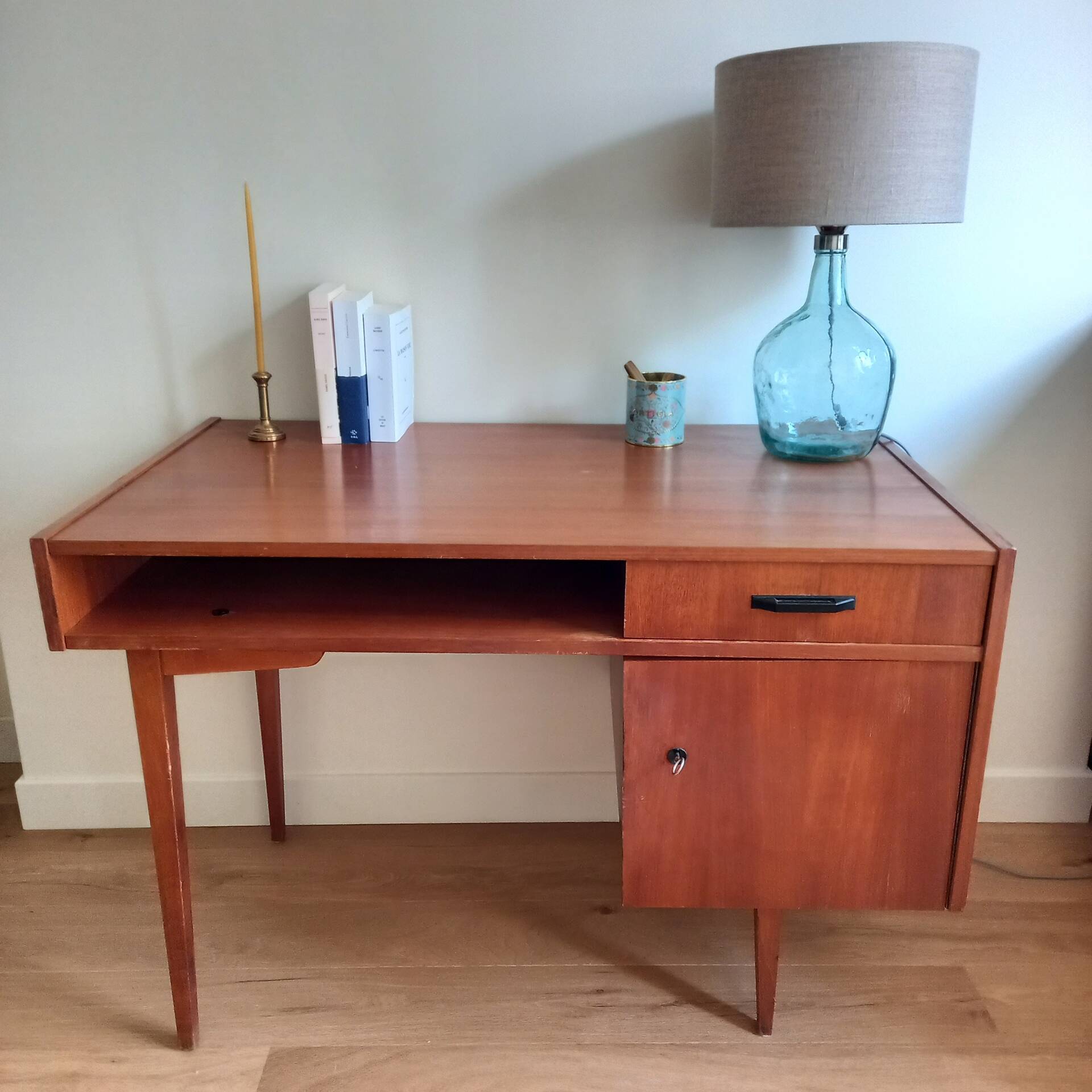 Bureau design vintage 60's