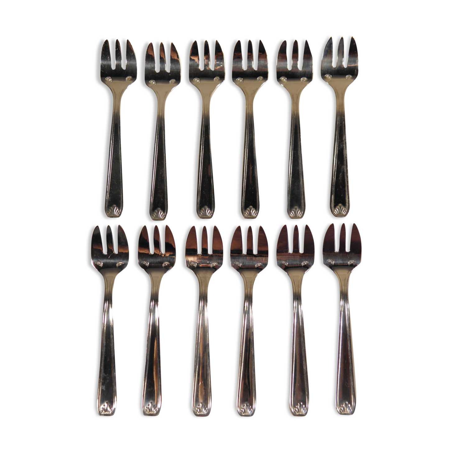 Box of 12 oyster forks
