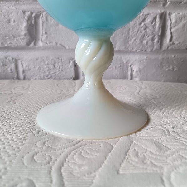 Grand VASE décoratif rétro pied opaline bleue, vase vintage Italie