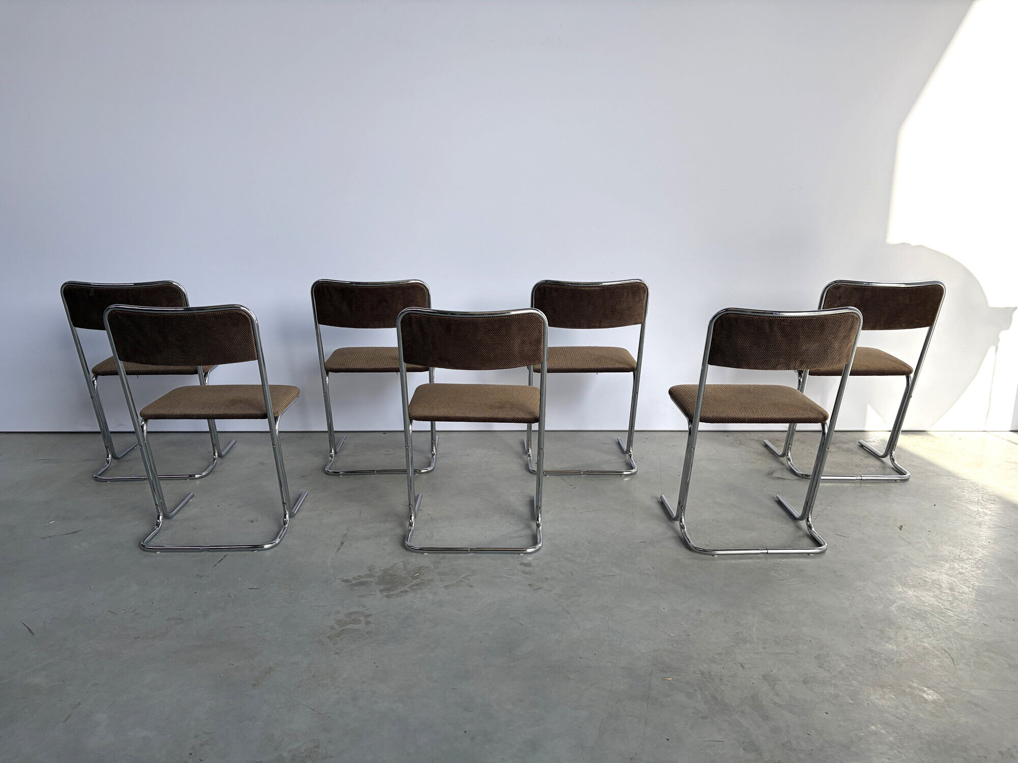 Vintage tubular chrome dining chairs, 1960s