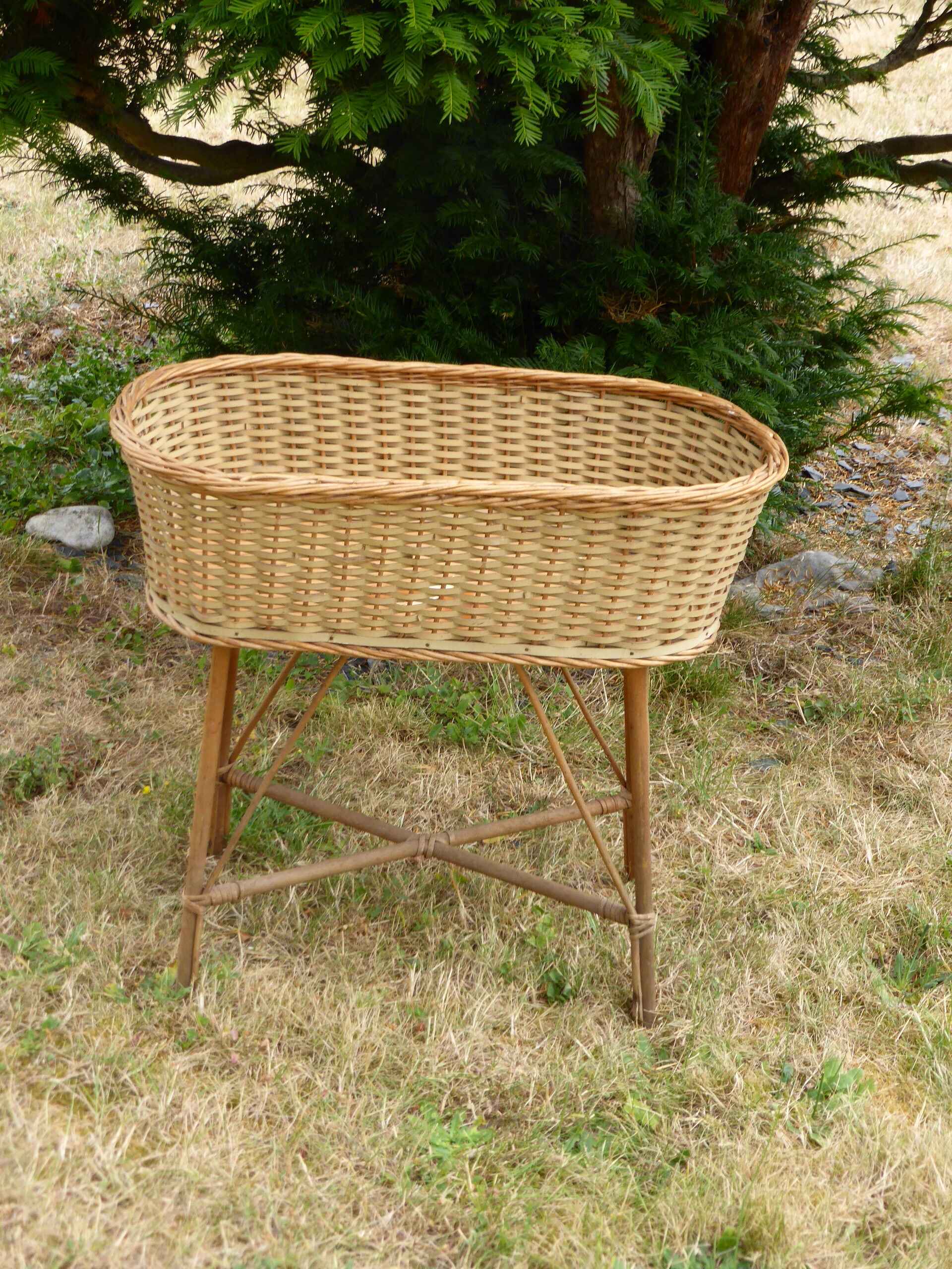 Plant holder, wicker and vintage bamboo structure 1960/70