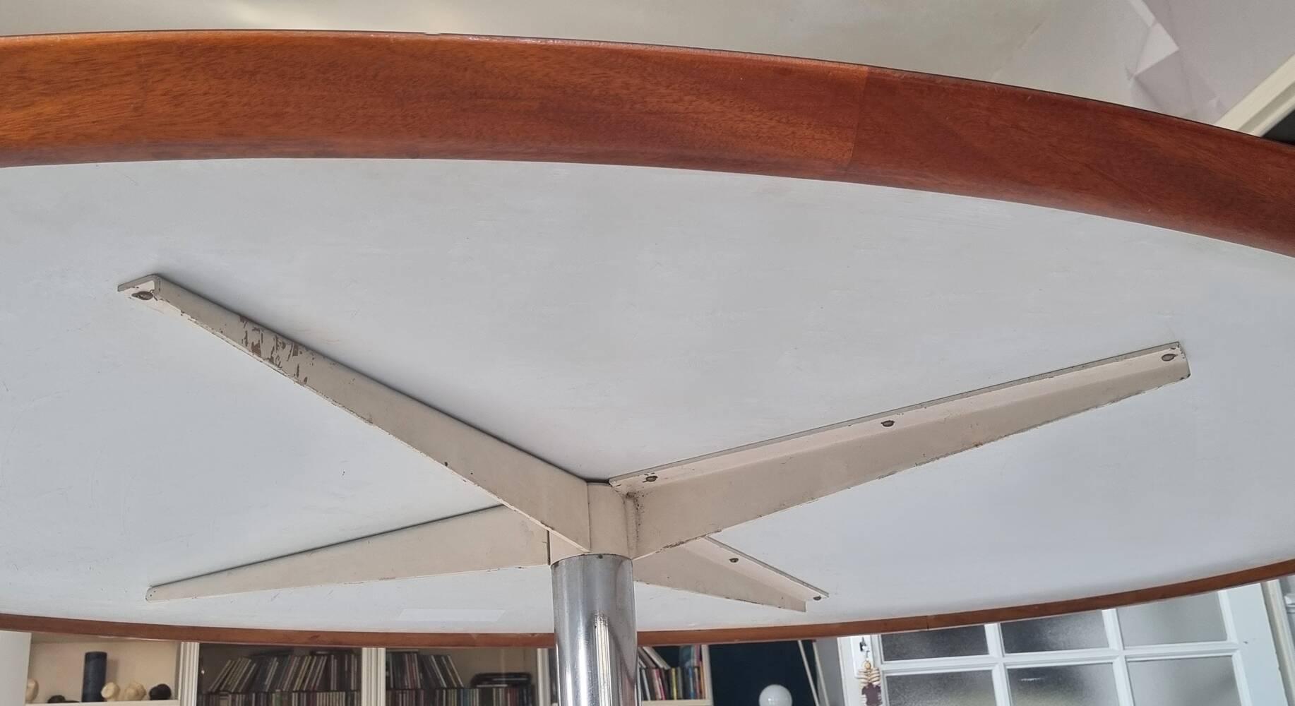 Roche Bobois oval table, white laminate and chrome, 1970s