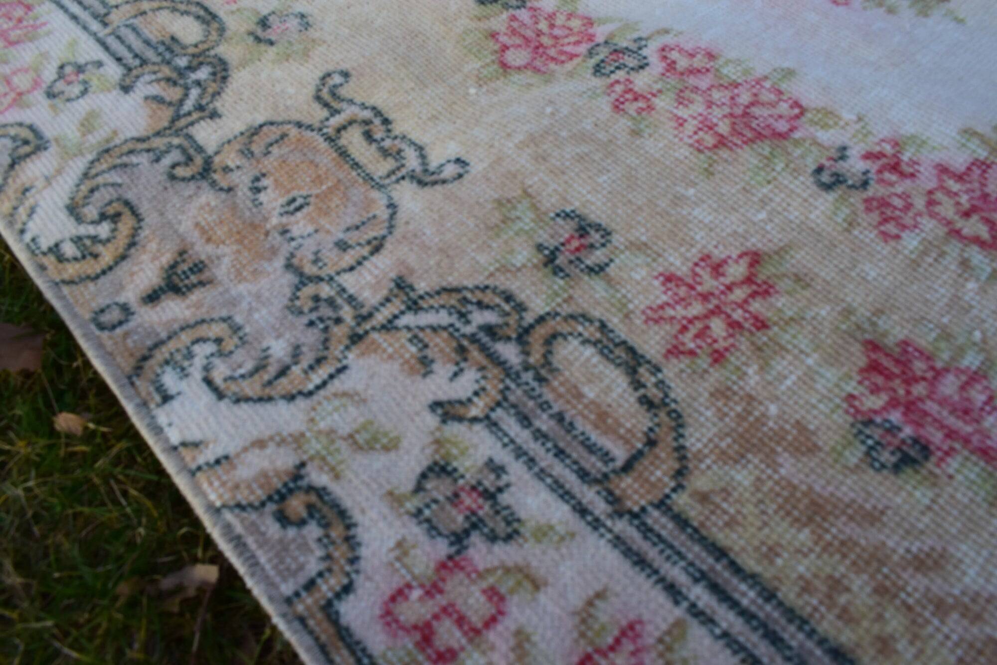 Vintage Turkish handmade rug 114x210 cm