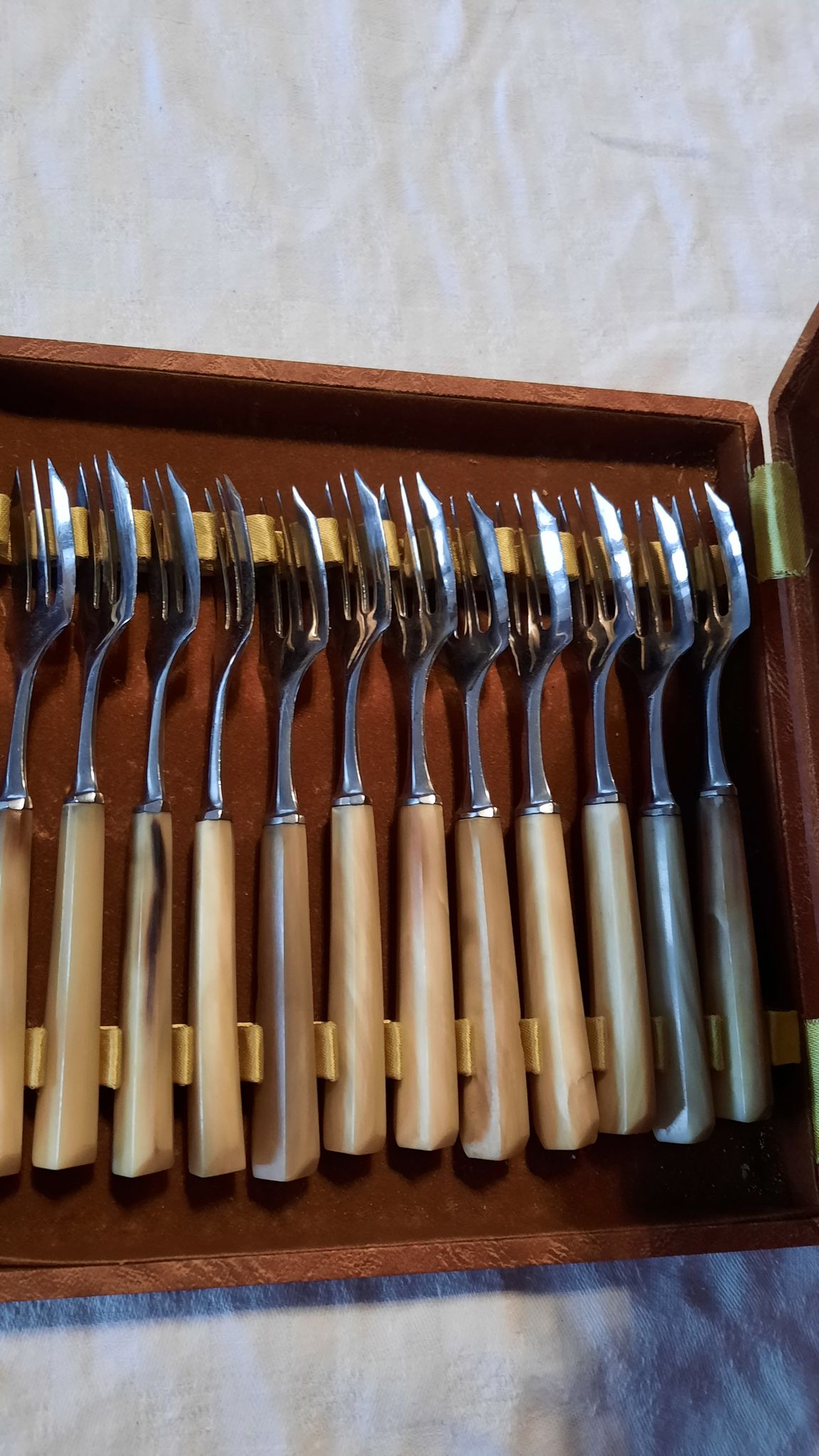Coffret de 12 fourchettes à dessert