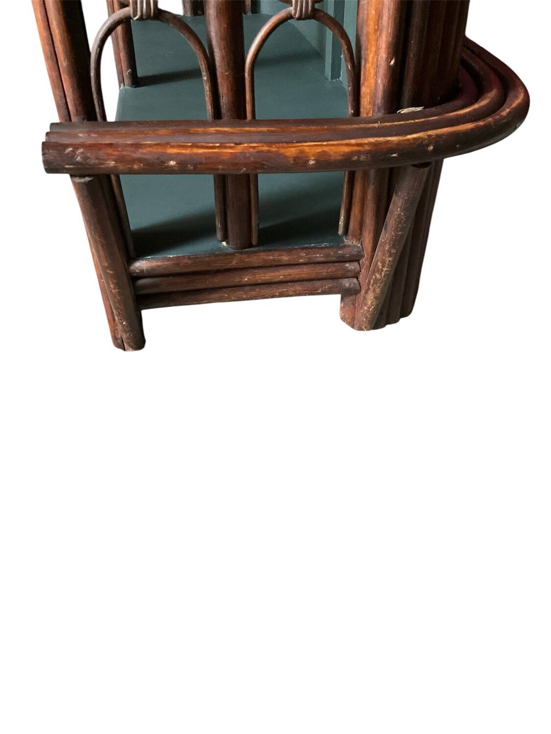 Rattan bar