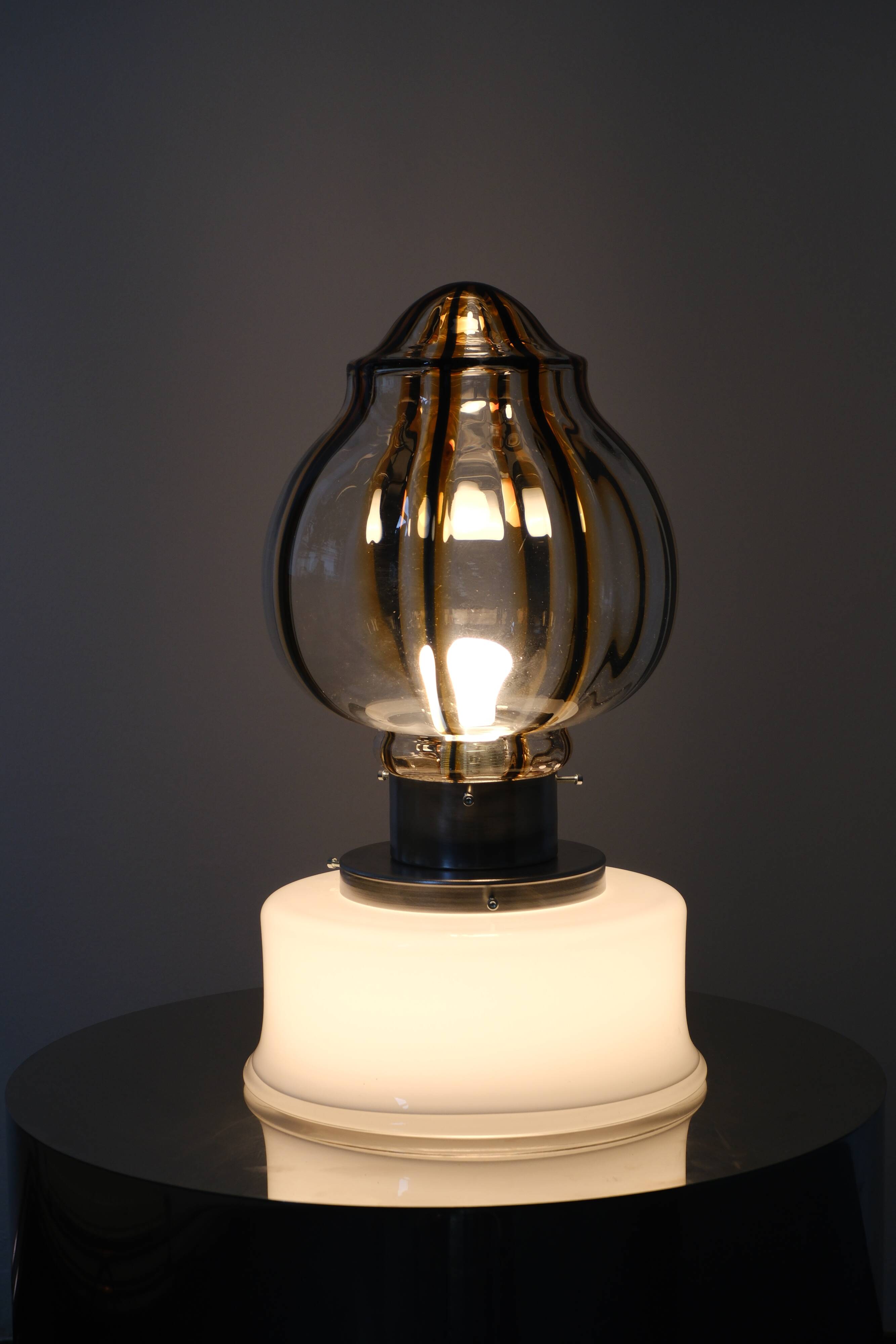 Murano glass lamp, tulip-shaped