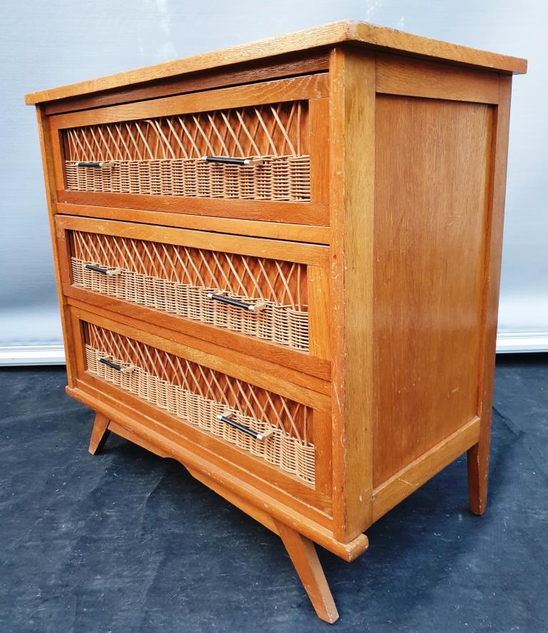 Dresser 1960 rattan braces