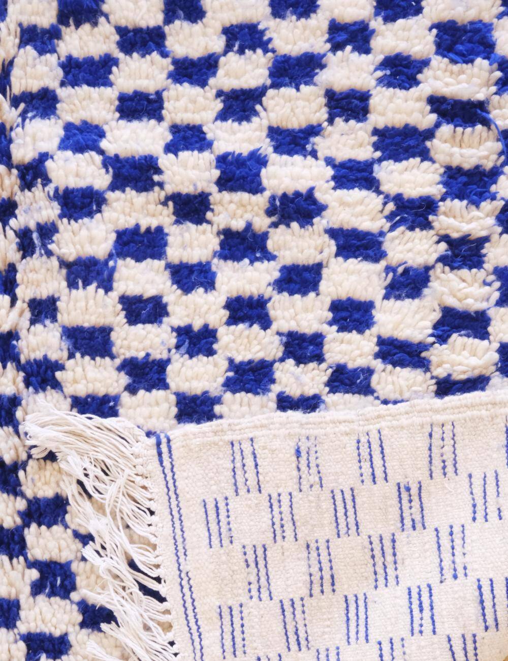 Blue Checkered Rug - 327 x 158 cm