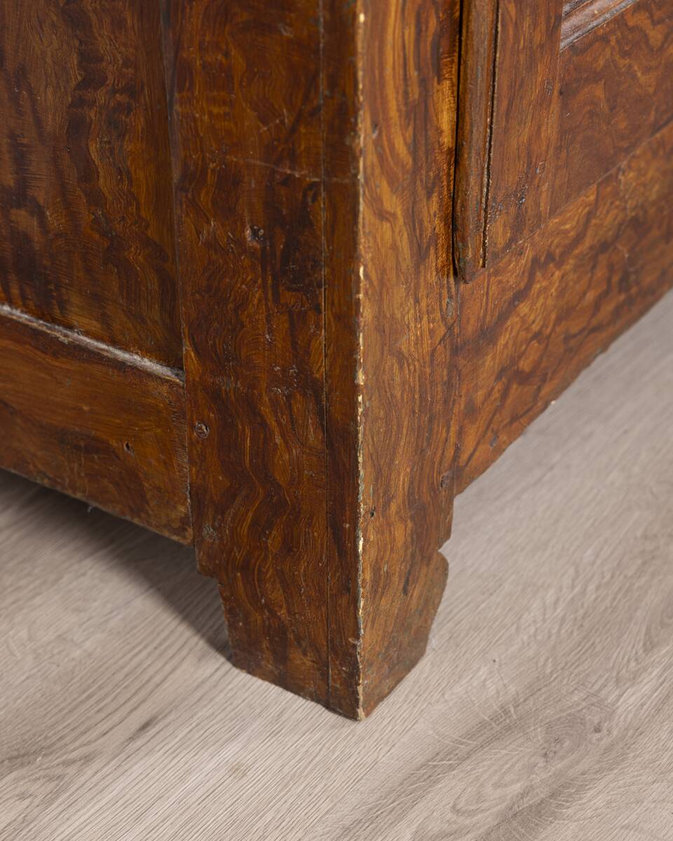 Classic Piedmontese walnut wardrobe from the early 18th century
